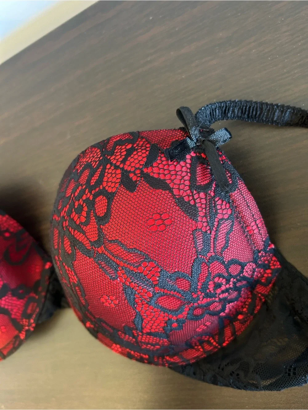 Red Lace Overlay Push-Up Bra with Black Detailing - Picture 4 of 6